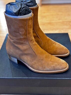 FROM THE FIRST ‘Luna’ Suede Boots • 39